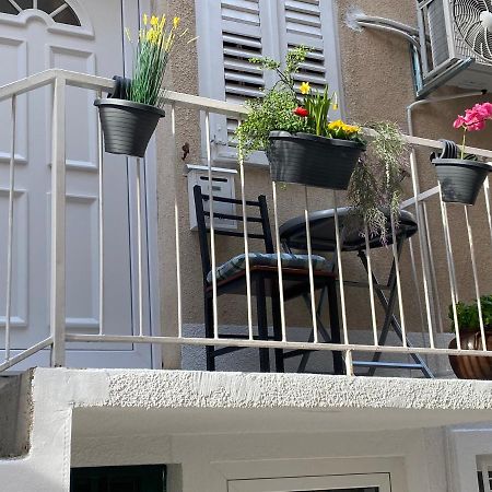 Apartments Calla Макарська Екстер'єр фото
